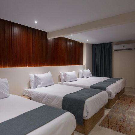 Al Kawm al Akhdar New Pyramid Front Hotel מראה חיצוני תמונה