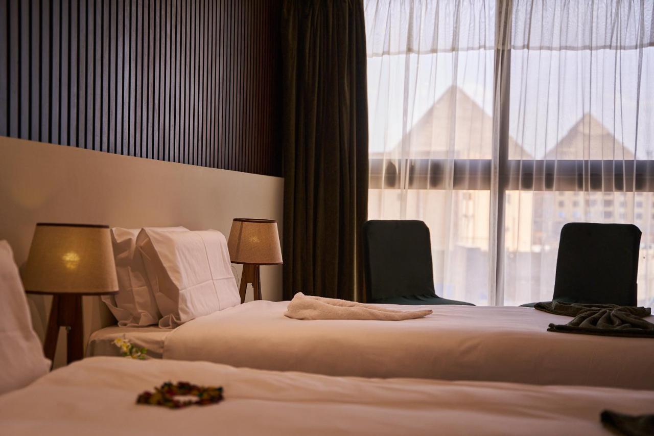 Al Kawm al Akhdar New Pyramid Front Hotel מראה חיצוני תמונה