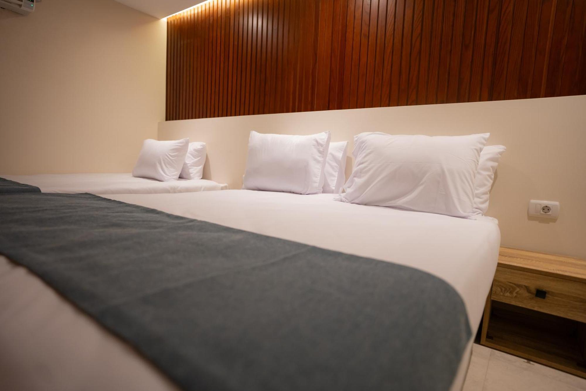 Al Kawm al Akhdar New Pyramid Front Hotel מראה חיצוני תמונה