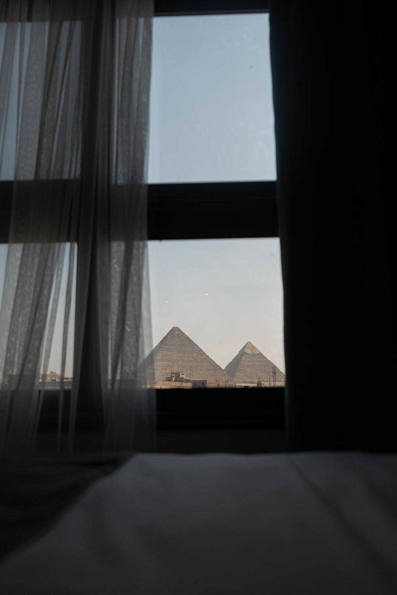 Al Kawm al Akhdar New Pyramid Front Hotel מראה חיצוני תמונה