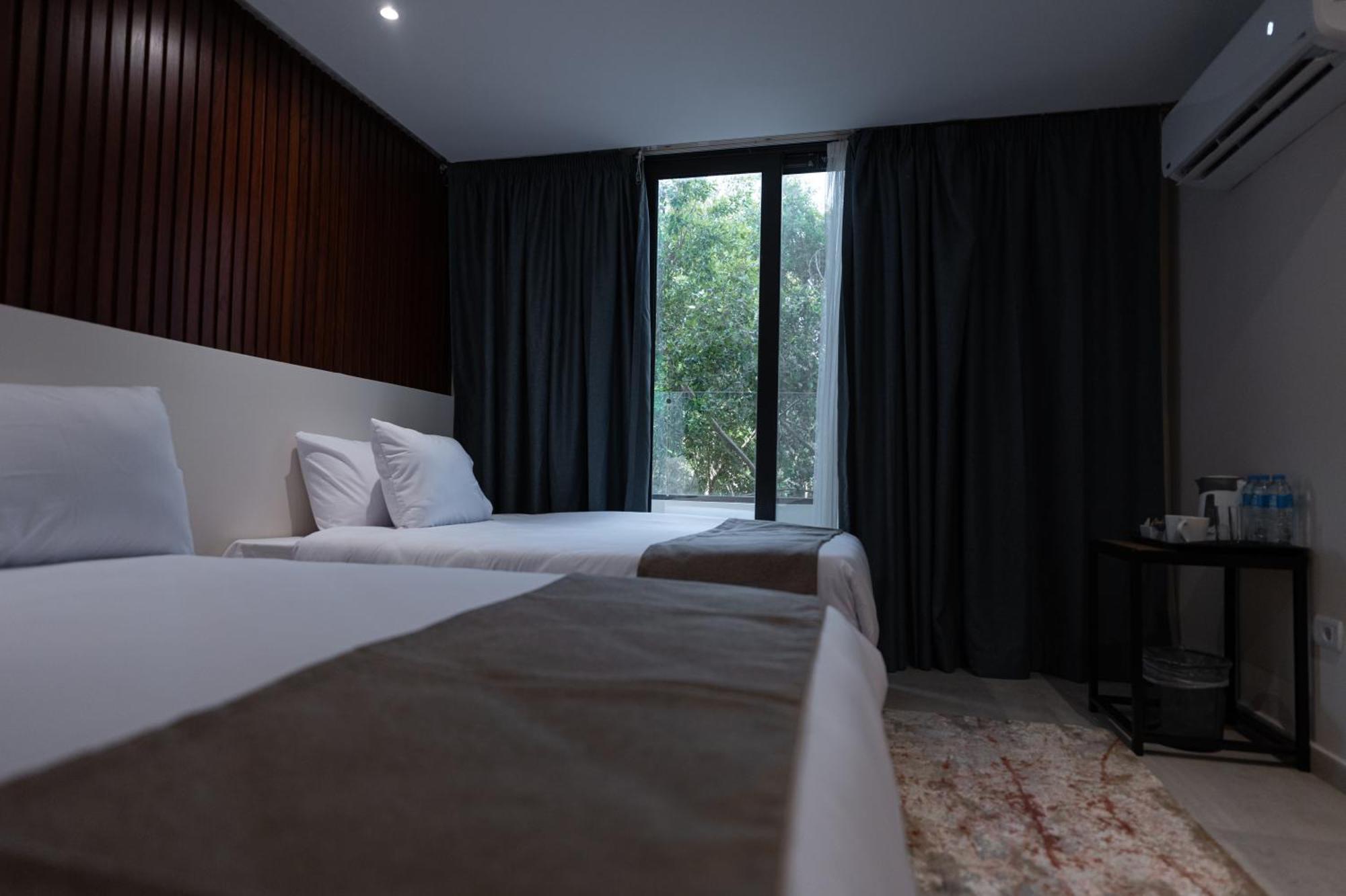 Al Kawm al Akhdar New Pyramid Front Hotel מראה חיצוני תמונה
